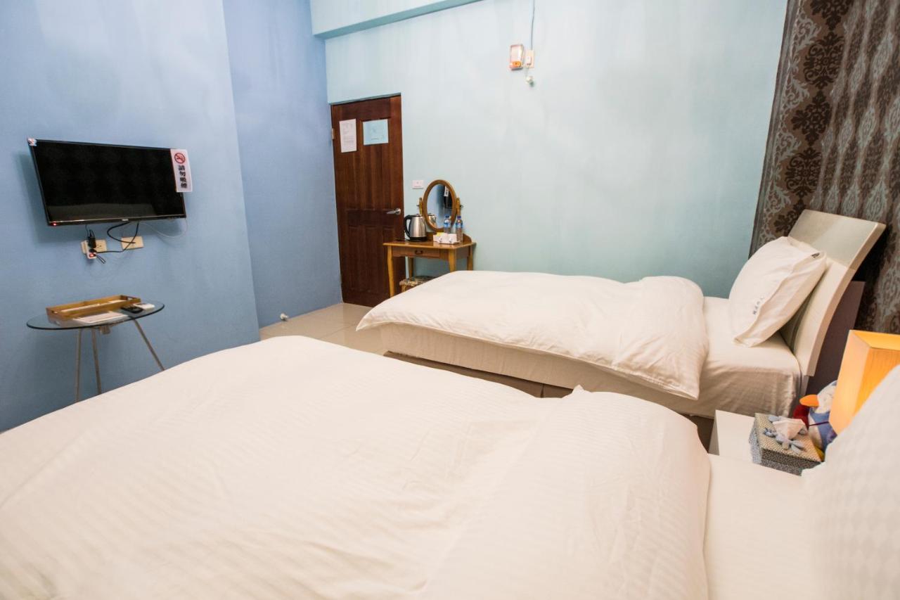 Railway Traveler B&B Taitung Экстерьер фото